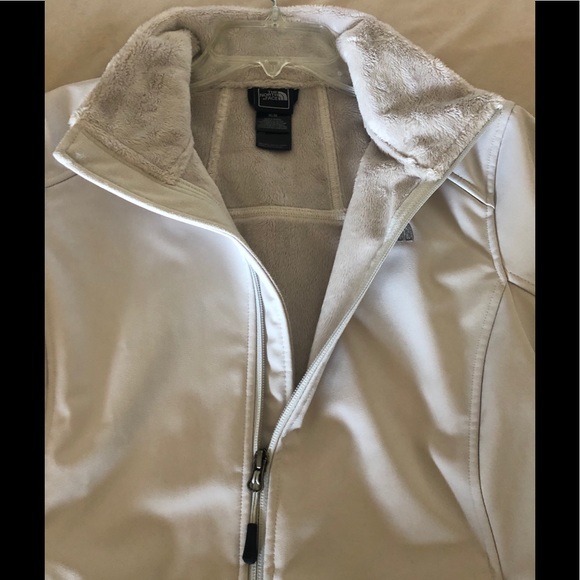 North Face hard shell jacket - Picture 3 of 6